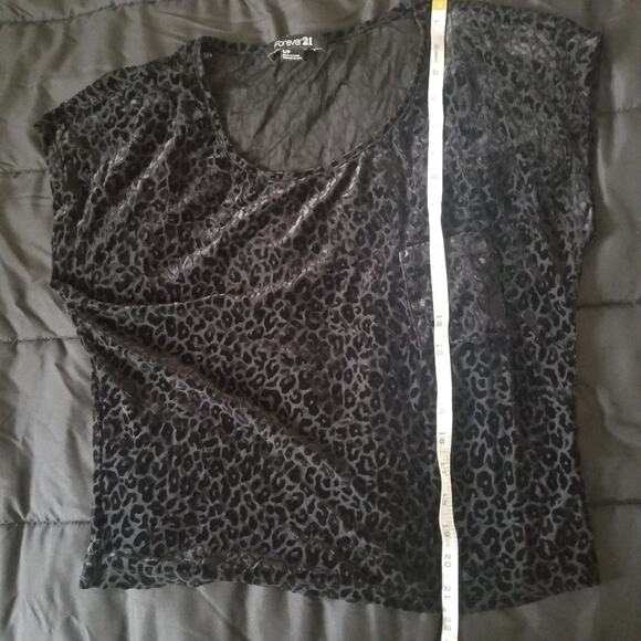 💙 (3 For $15) Forever 21 Leopard Print Cropped Top Blouse SZ S - Picture 5 of 6